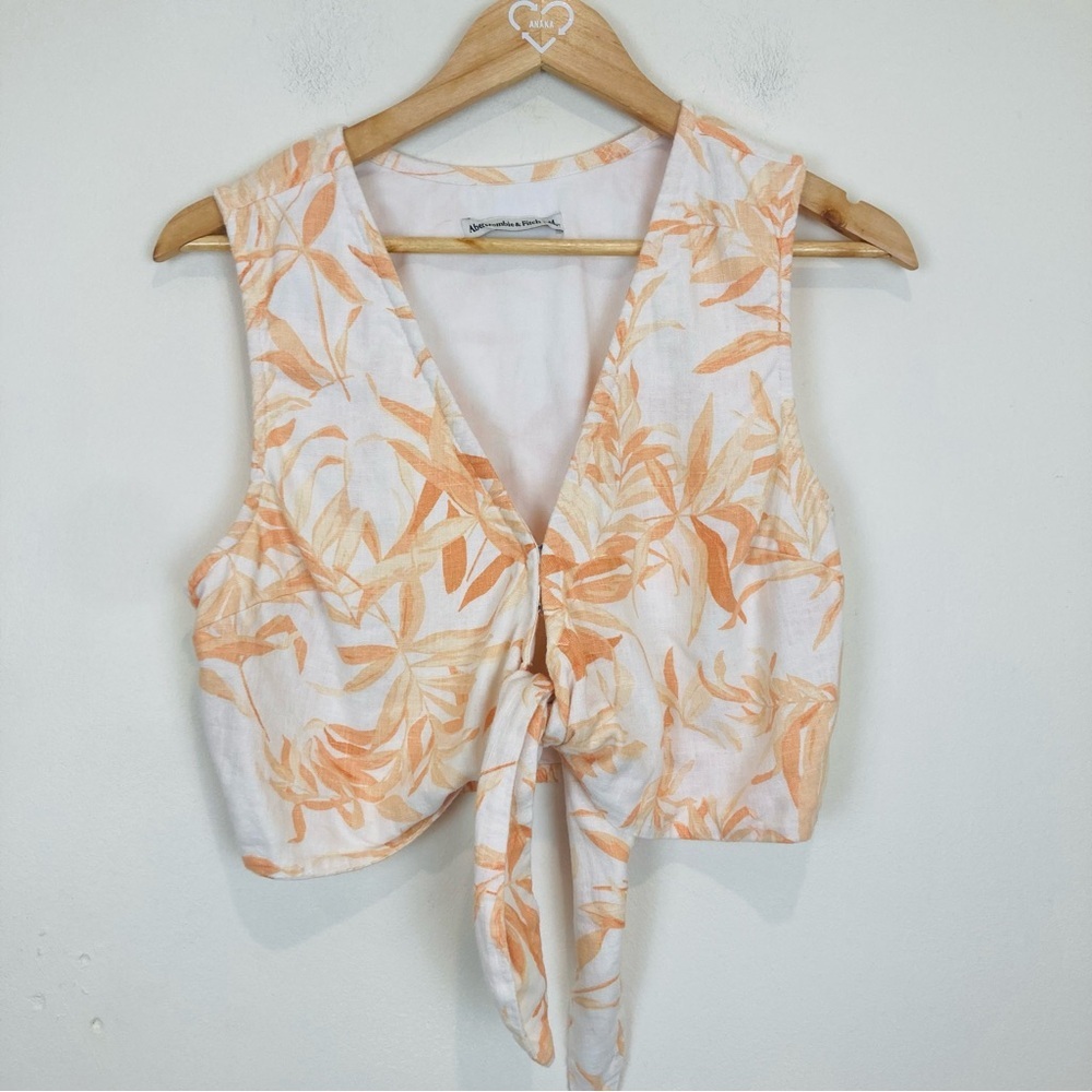Abercrombie & Fitch pale orange floral linen blend tie front sleeveless crop top - Picture 3 of 5